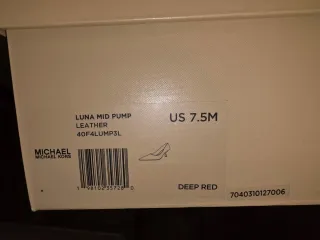 Michael Kors Piel Burdeos Tacón Dorado