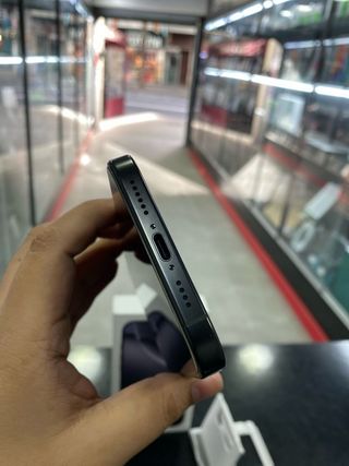 iPhone 16 Pro Max 256GB Negro Titanio