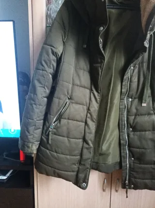 Plumas Zara verde  talla L