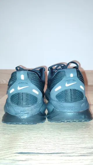 Nike Vomero 18 Negro