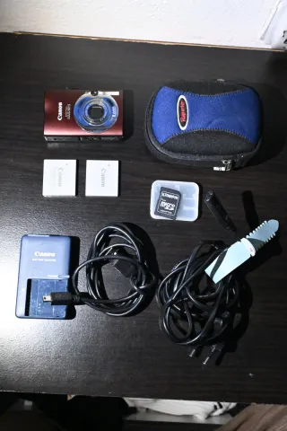 Cámara Canon IXUS 80 IS Digital Granate/marrón