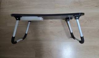 Mesa auxiliar plegable para portátil