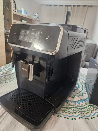 Cafetera Philips Serie 2200
