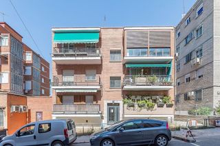 Piso en venta en Campamento en Madrid