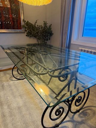 Mesa cristal fundición + 6 sillas