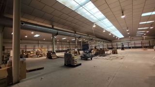 Nave industrial en venta en El Campillo - Polígono Cantabria en Logroño