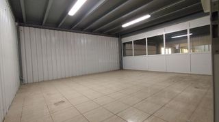 Nave industrial en venta en El Campillo - Polígono Cantabria en Logroño