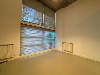 Local comercial en venta en Camarma de Esteruelas