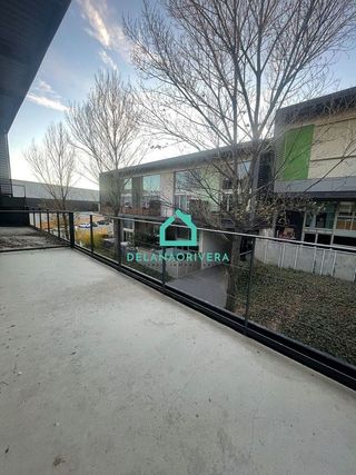 Local comercial en venta en Camarma de Esteruelas