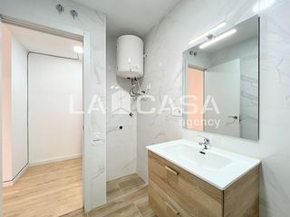 Local comercial en venta en Sant Andreu de Palomar en Barcelona