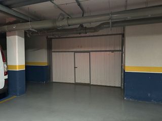 Garaje en venta en Universidad - Los Lirios en Logroño