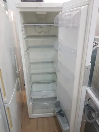 Frigorifero Edesa A+ con trasporto incluso