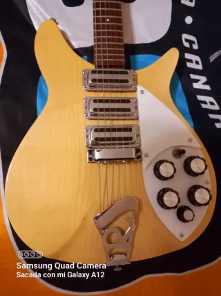 Guitarra Eléctrica Rickenbacker 325 Luther