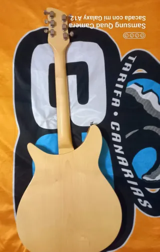 Guitarra Eléctrica Rickenbacker 325 Luther