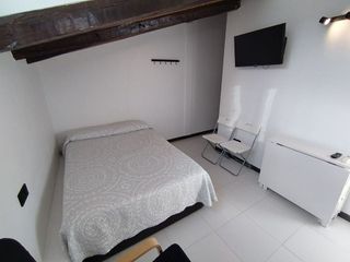 Estudio en alquiler en Cortes - Huertas en Madrid