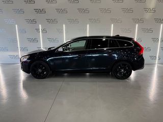 Volvo V60 2.4 D5 Momentum Auto