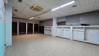 Local comercial en venta en La Guineueta en Barcelona