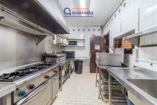 Local comercial en alquiler en Lena