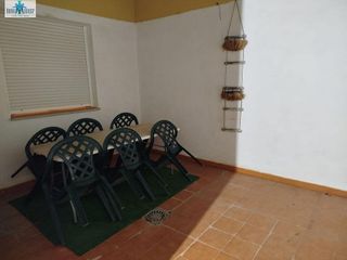 Casa adosada en venta en Pozohondo