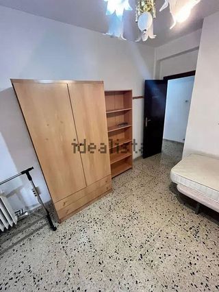 Piso en alquiler en Pajaritos - Plaza de Toros en Granada