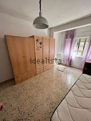 Piso en alquiler en Pajaritos - Plaza de Toros en Granada