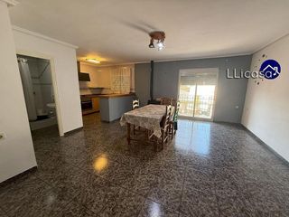 Casa en venta en Chulilla