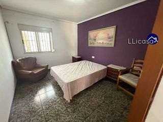Casa en venta en Chulilla