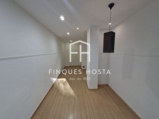 Local comercial en alquiler en Les Corts en Barcelona