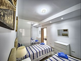 Piso en venta en Playa de la Fontanilla en Marbella