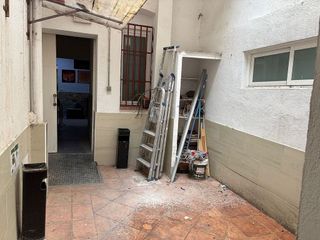 Local comercial en venta en Bellas Vistas en Madrid