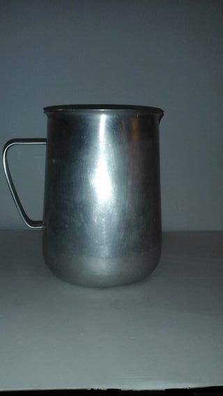 Jarra de acero inoxidable