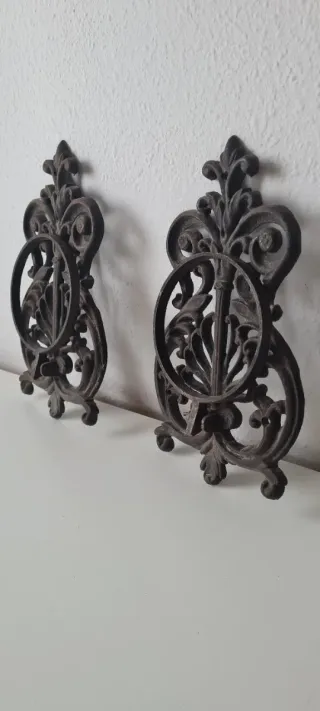 Dos Maceteros Forja Pared abatibles