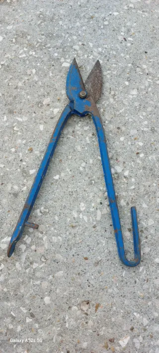 Tijera cortachapa profesional