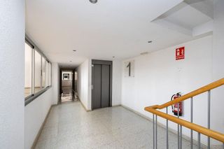 Piso en venta en Bola de Oro - Serrallo en Granada