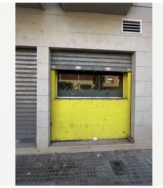 Local comercial en alquiler en Núcleo Urbano en Pobla de Vallbona (la)