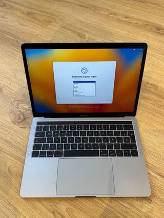 MacBook Pro 13” Intel Core i5 500GB SSD