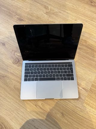 MacBook Pro 13” Intel Core i5 500GB SSD