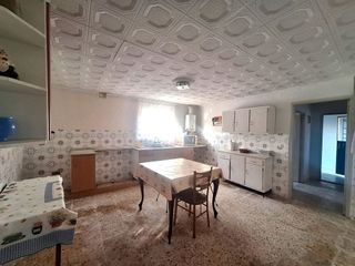 Casa adosada en venta en Melgar de Arriba