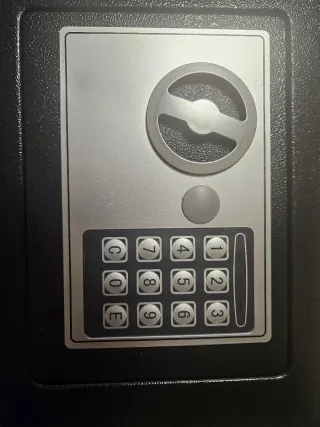 Caja Fuerte T-17 con Teclado Digital