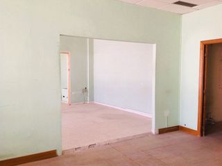 Local comercial en venta en Gelves