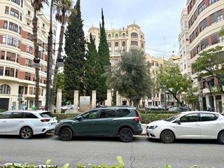 Local comercial en alquiler en Gran Vía en Valencia