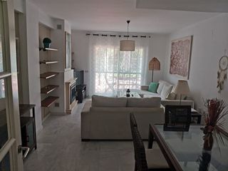 Casa adosada en alquiler en Cartaya