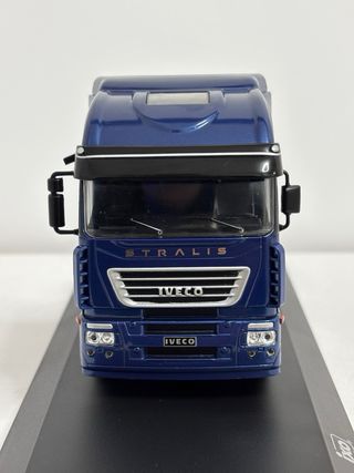 Iveco Stralis escala 1/43