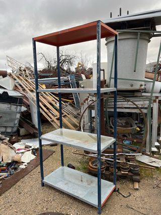 Estanterías metálicas