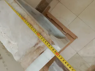 Fregadero de mármol beige y blanco