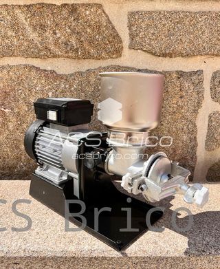 Molino Triturador Maíz Seco y Húmedo Arepas Eléctrico 0,5 Hp - 00805 - GARHE