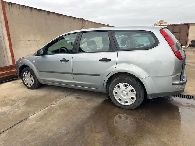 Despiecede Ford focus tdci del año 2005