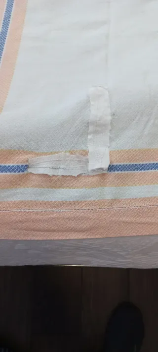 Mantel naranja y blanco a rayas