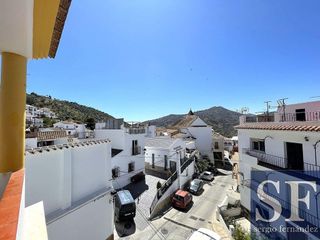 Piso en venta en Sayalonga