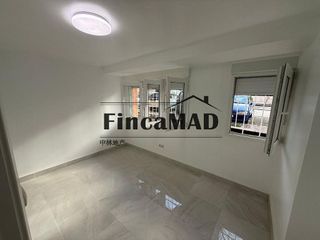 Piso en alquiler en Zofio en Madrid